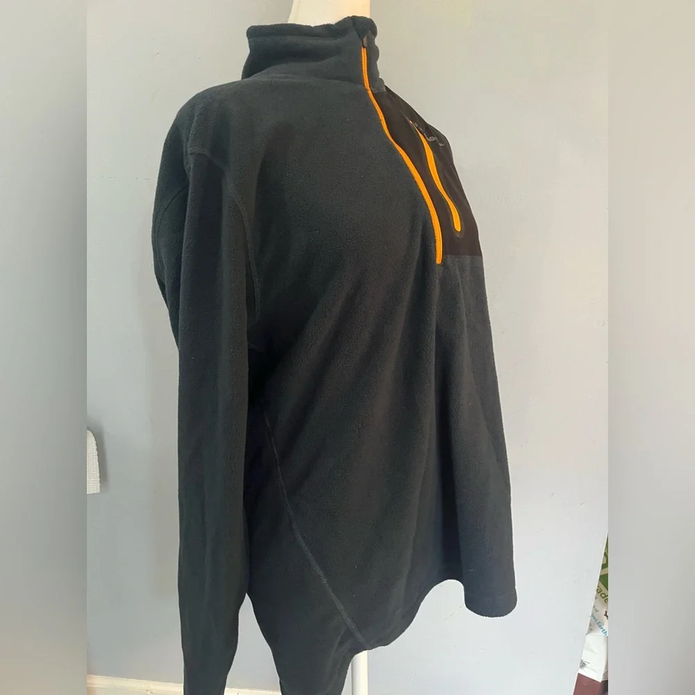Eddie Bauer Men's Cloud Layer Pro 1/4-Zip Pullover Size Small